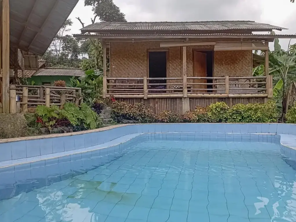 Читарингул: De Salak Homestay Gunung Salak RedPartner