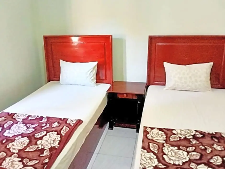 Тренгалек: Karanggoso Indah Hotel