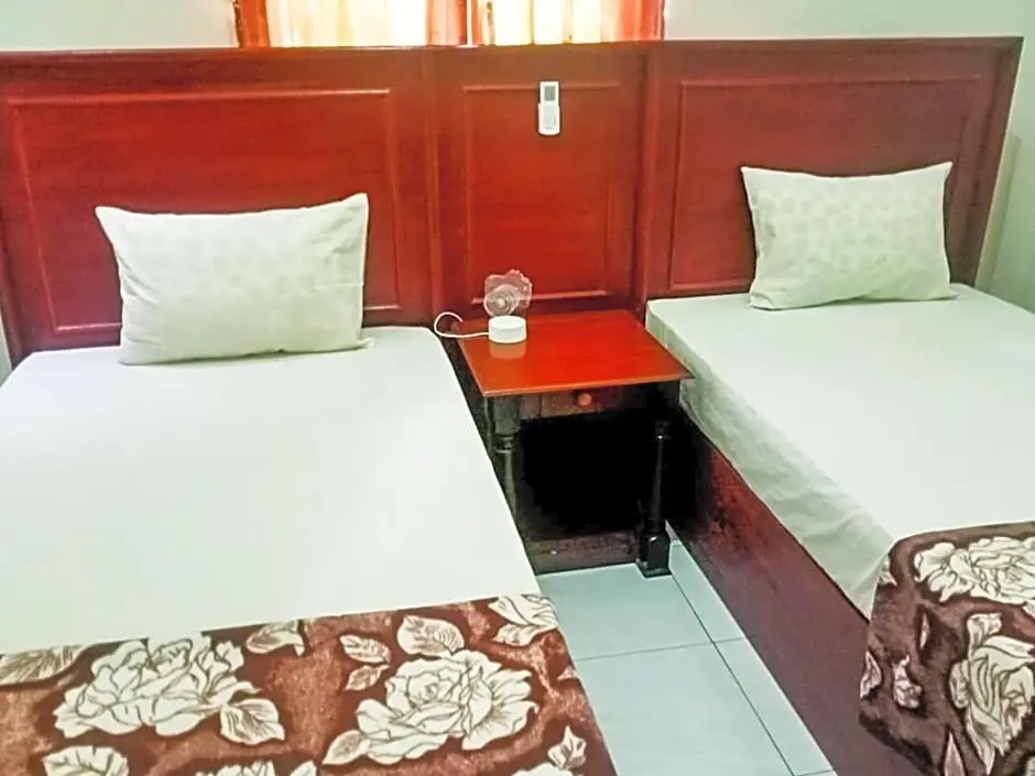 Тренгалек: Karanggoso Indah Hotel