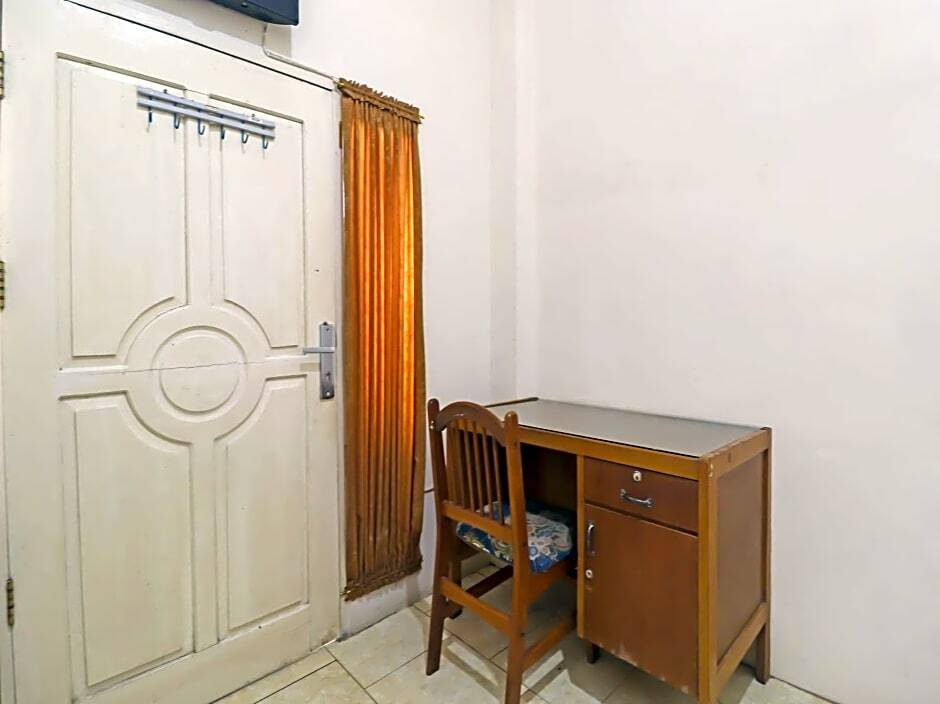 Джамби: OYO 2899 Ardilia Bandara Syariah