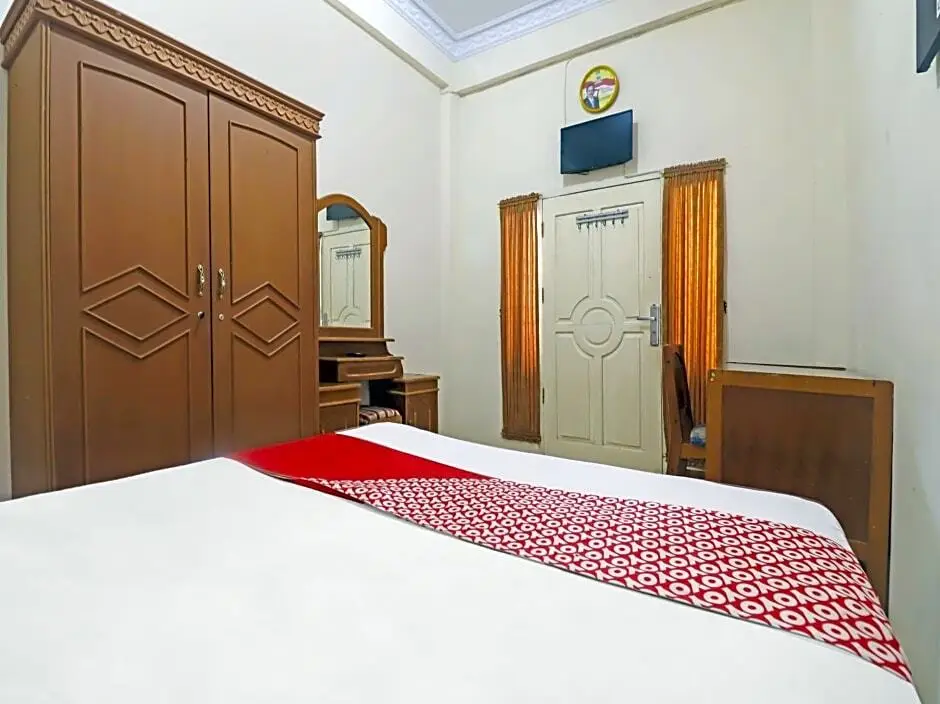 Джамби: OYO 2899 Ardilia Bandara Syariah