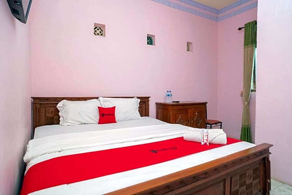 Бату: RedDoorz Syariah near Batu Night Spectacular 3
