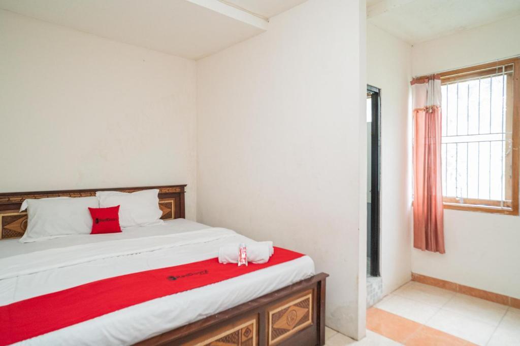 Бату: RedDoorz Syariah near Batu Night Spectacular 3