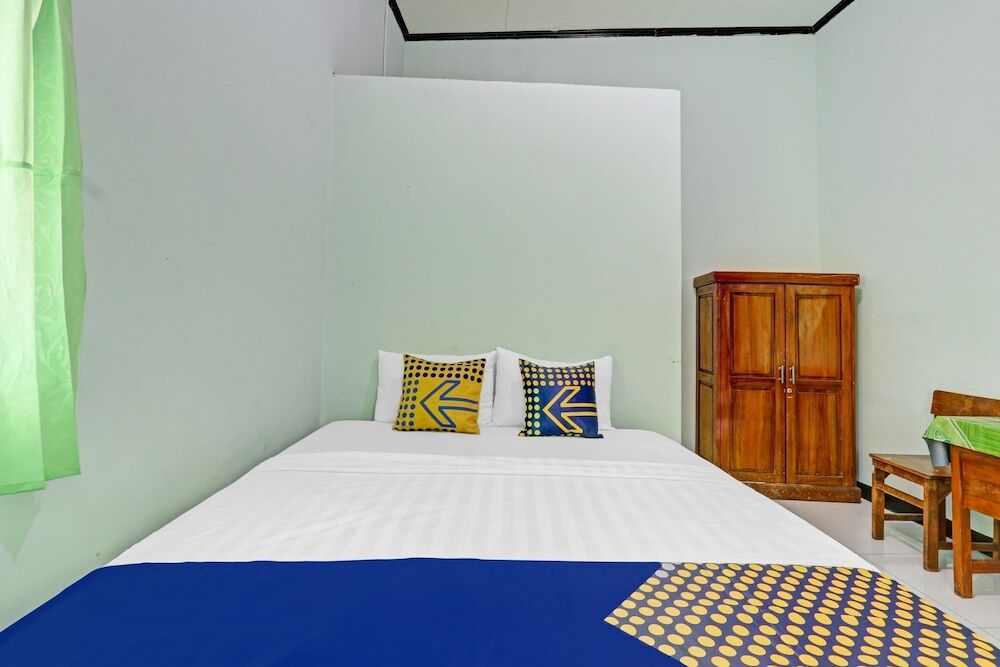 Джепара: SPOT ON 90760 Homestay Al Madina Syariah