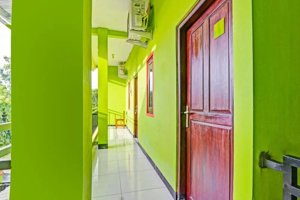 Джепара: SPOT ON 90760 Homestay Al Madina Syariah