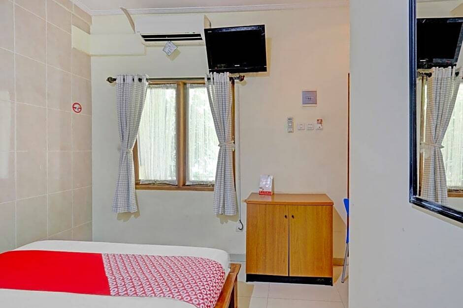 Депок: OYO 90681 Huiz De Rico Guesthouse