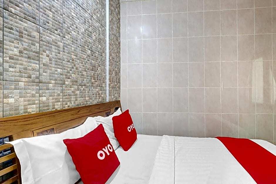 Депок: OYO 90681 Huiz De Rico Guesthouse