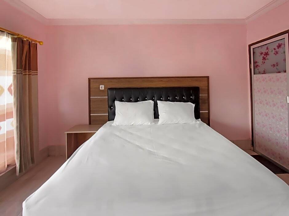 Сембалун Лаванг: OYO 91744 Hotel Gemilang