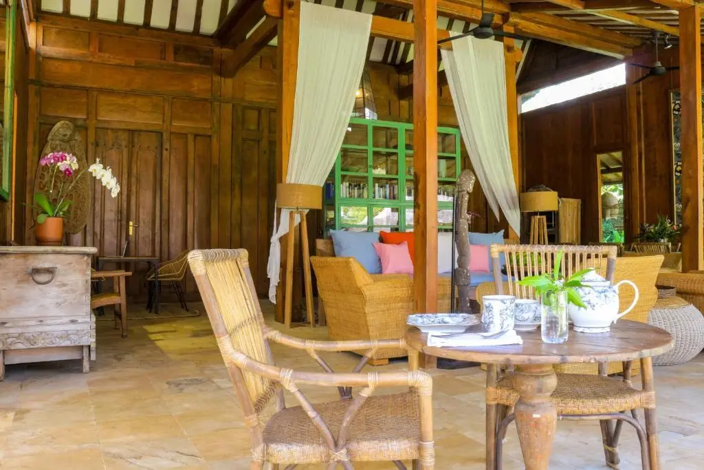 Джимбаран: Chanteak Bali - White House 1
