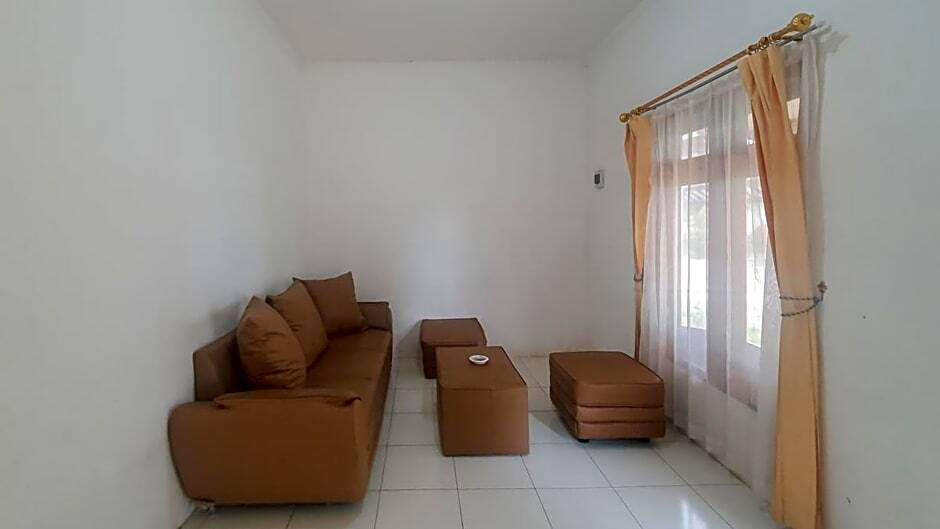 Баньюванги: Villa Pakis Residence Banyuwangi