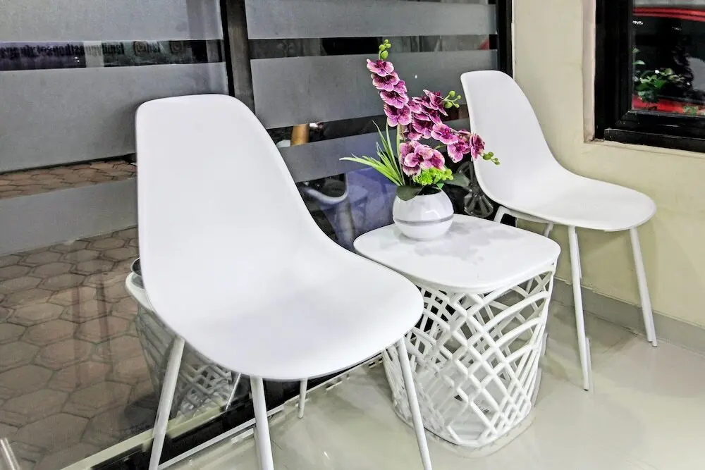 Тулунгагунг: Super OYO 91202 Family Guest House Syariah