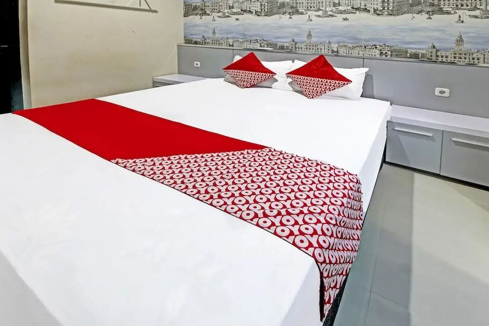 Тулунгагунг: Super OYO 91202 Family Guest House Syariah