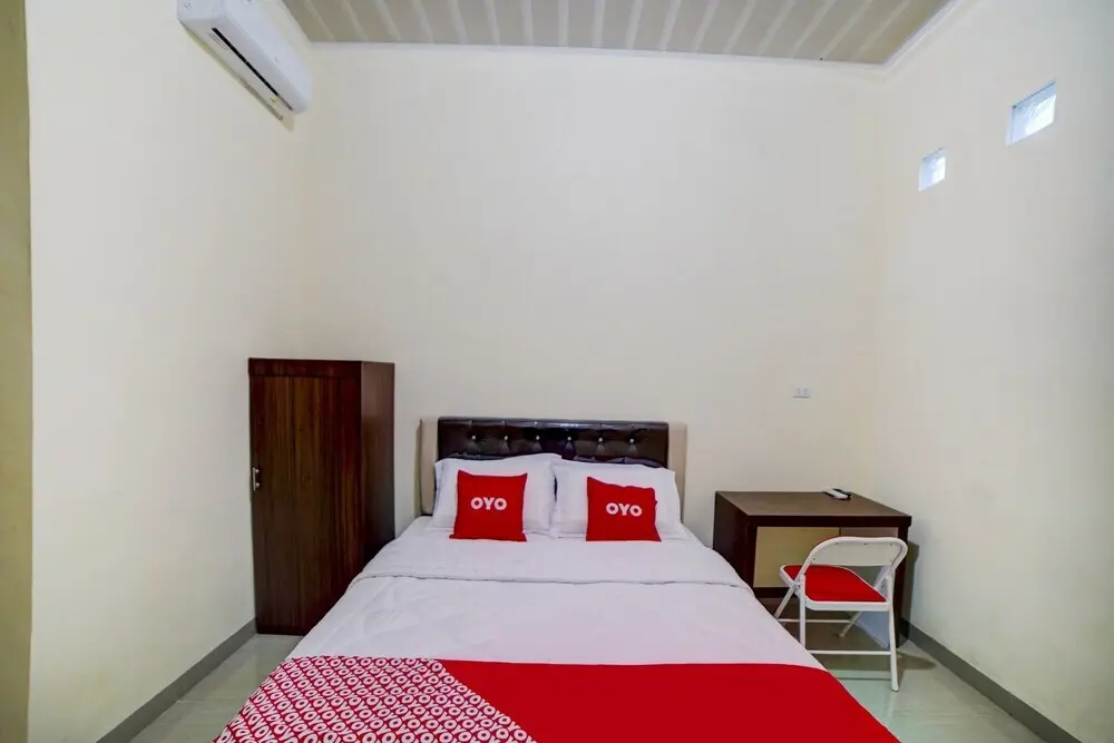 Тебингтинги: OYO 90773 Shine Guest House