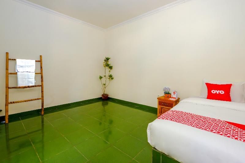 Кута: 1793 Kuta Circle Homestay