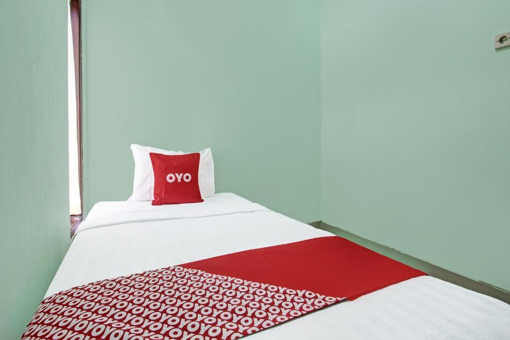Джокьякарта: OYO 91803 Gita Graha Guest House Syariah
