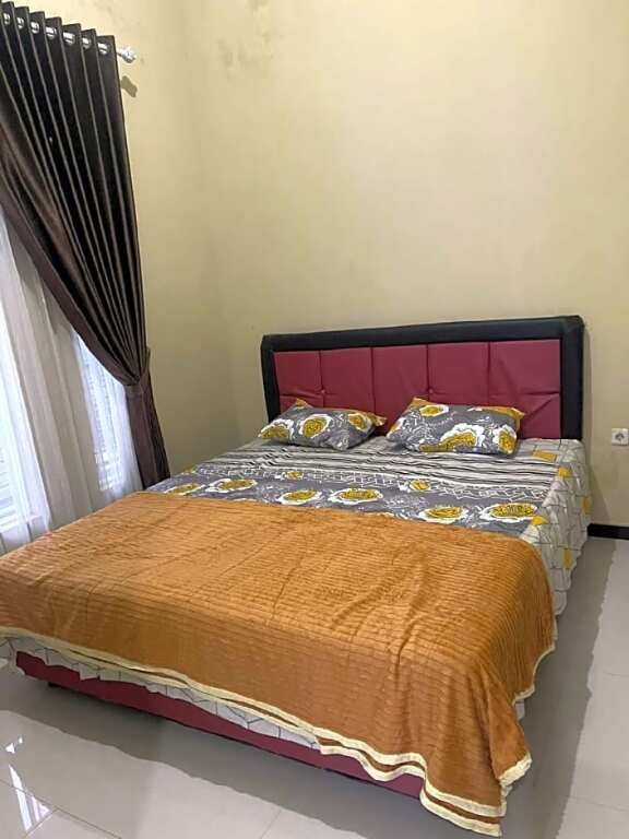 Бату: EXPRESS O 91800 Home Stay Chantika