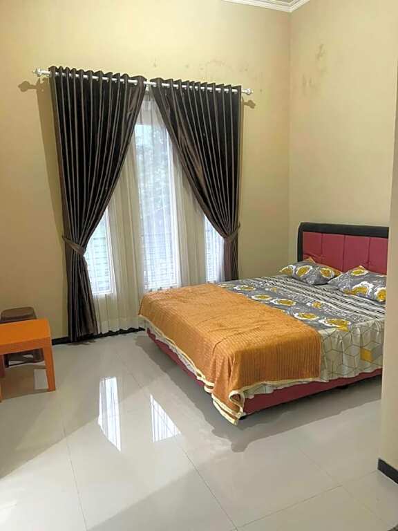 Бату: EXPRESS O 91800 Home Stay Chantika
