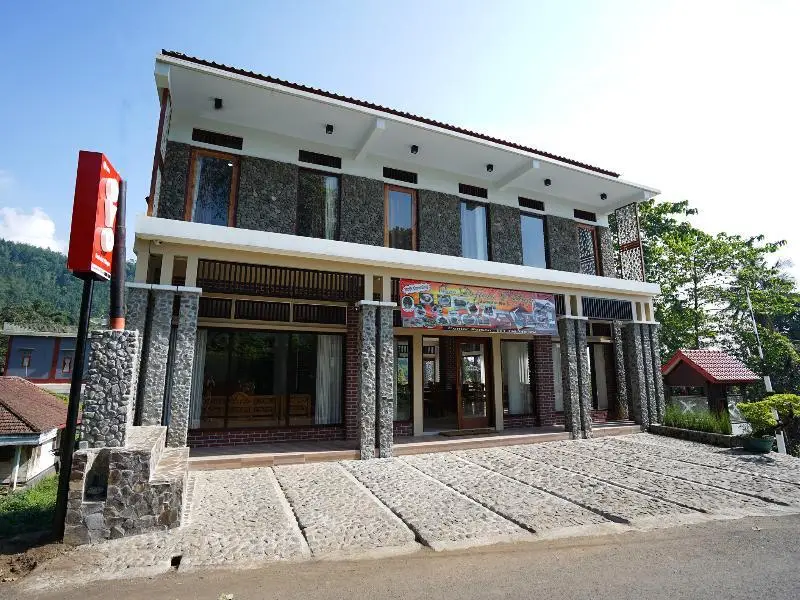 Надисари: OYO 904 Defada Village