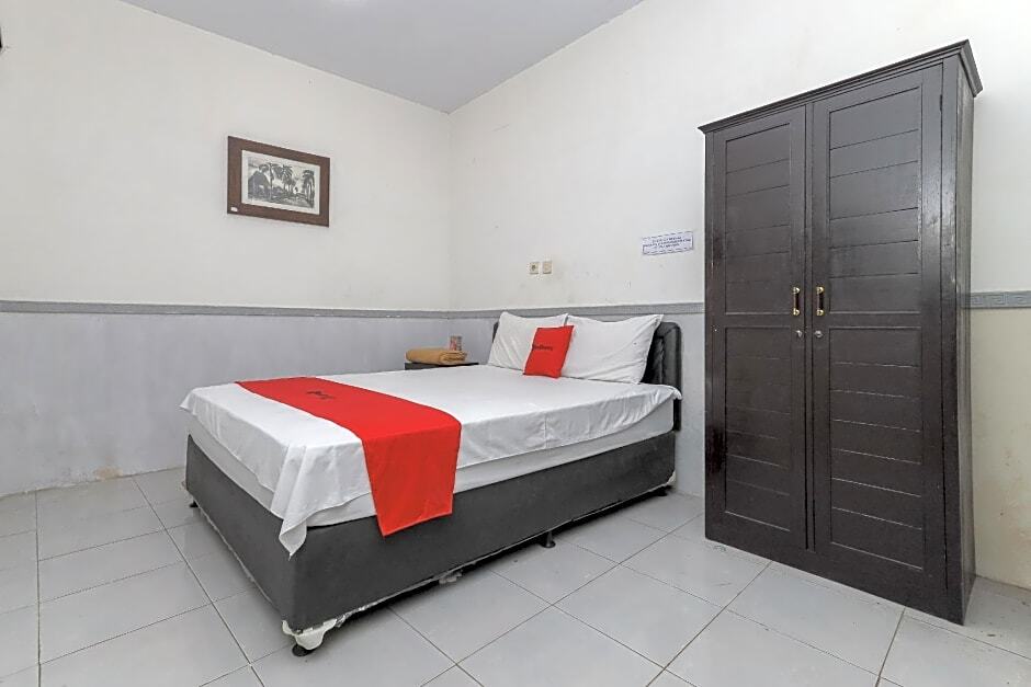 Маланг: RedDoorz near Stasiun Malang Kota Lama 2