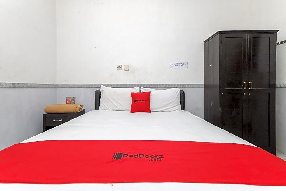 Маланг: RedDoorz near Stasiun Malang Kota Lama 2