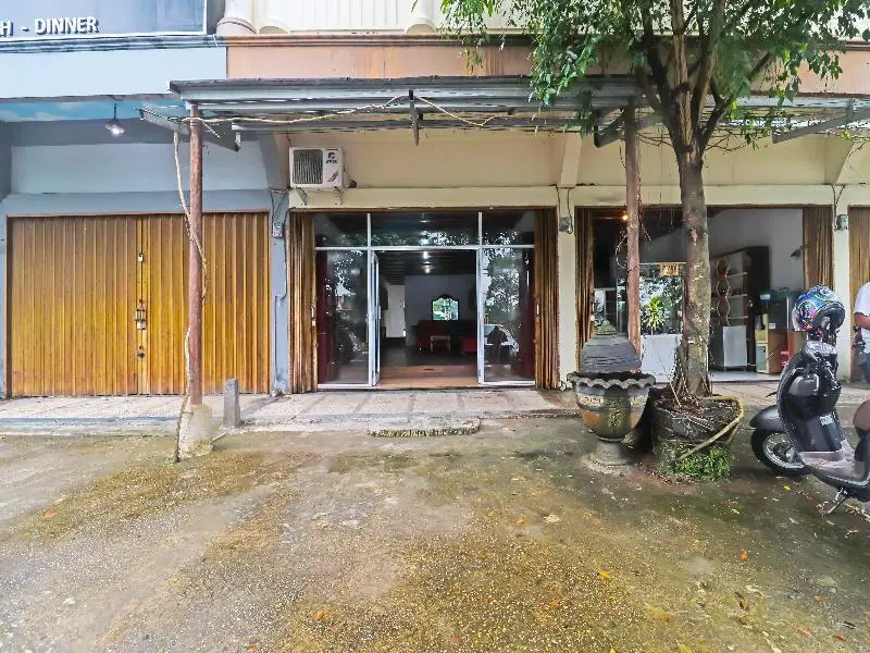 Джамби: OYO 91807 Kemalasari Guesthouse