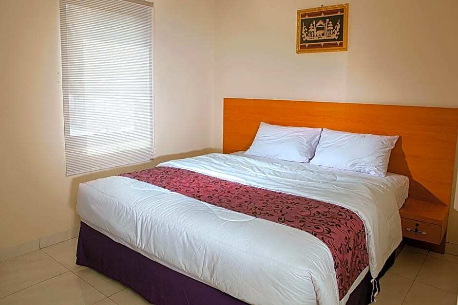 Уэймули: Krakatau Kahai Beach Hotel