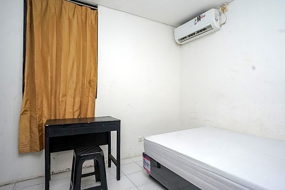 Депок: KoolKost syariah near Universitas Indonesia 3