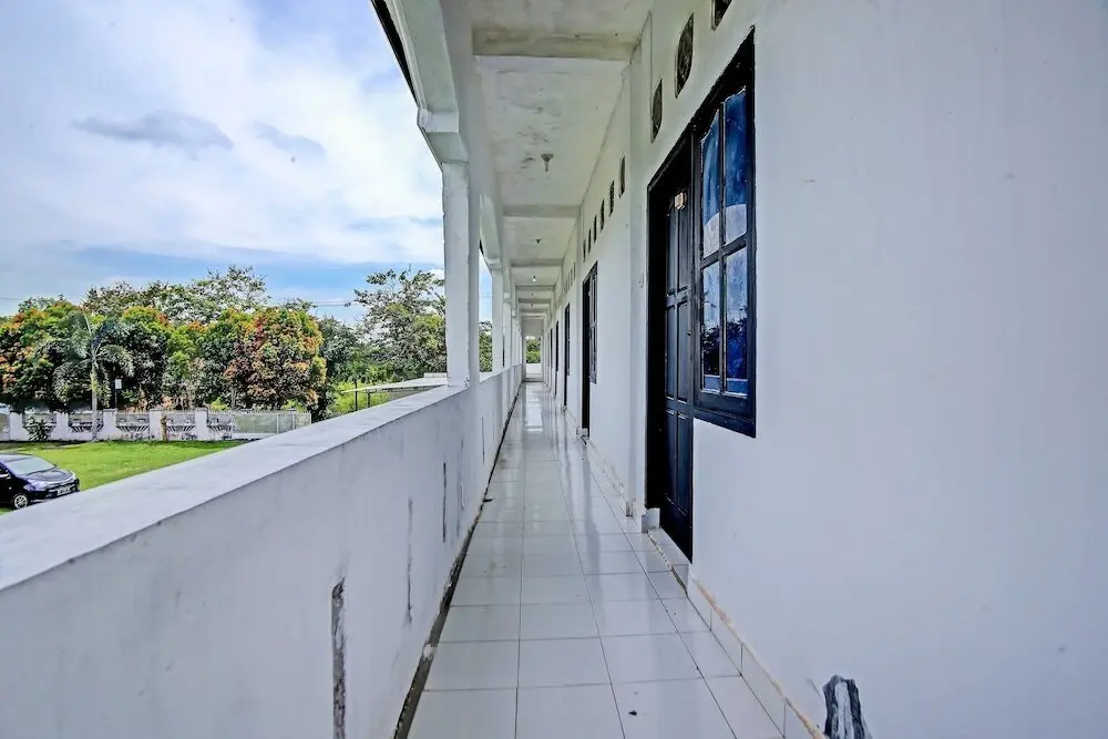 Прабумулих: OYO Life 91127 Wisma Sukajadi Syariah