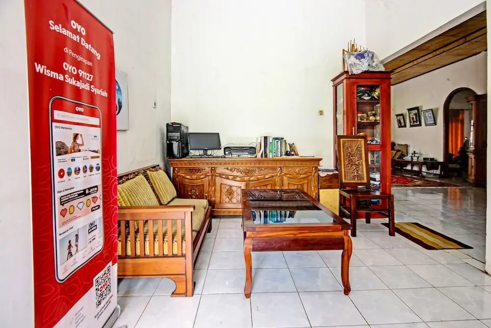 Прабумулих: OYO Life 91127 Wisma Sukajadi Syariah