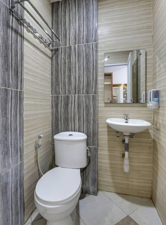 Пурводади: OYO 90973 Hotel Karunia Pkpri Grobogan