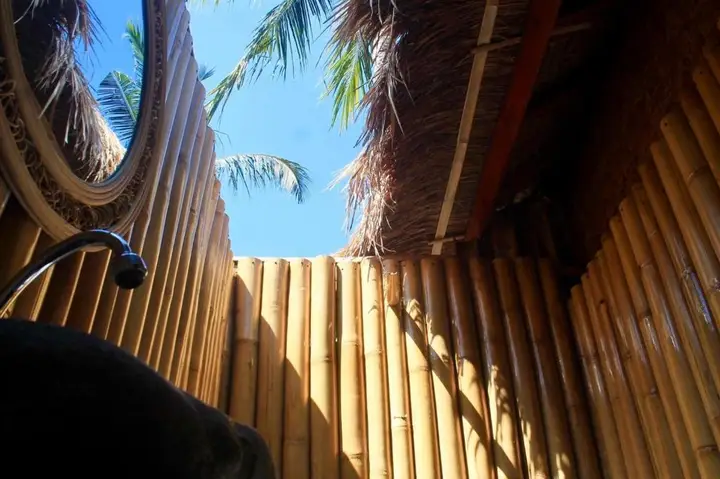 Гили Траванган: Rumah Canaria Bungalow