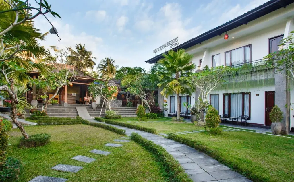 Убуд: Ubud Raya Hotel