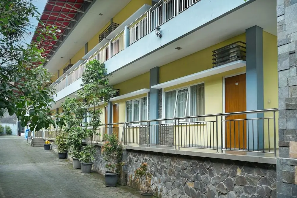 carousel image 0