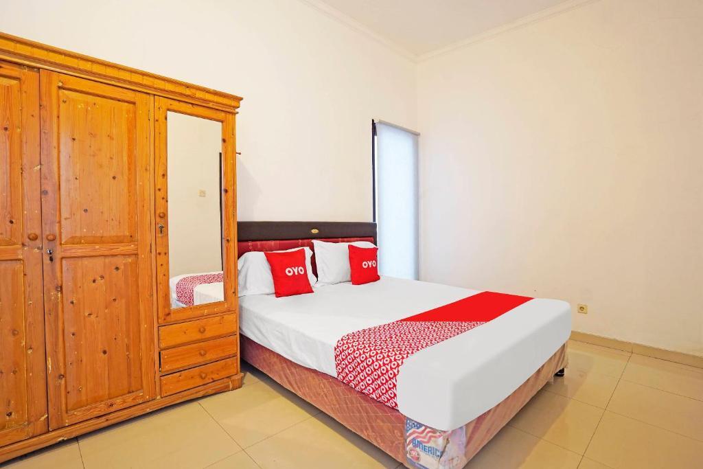 Сурабая: OYO 91194 Manyar Residence Syariah