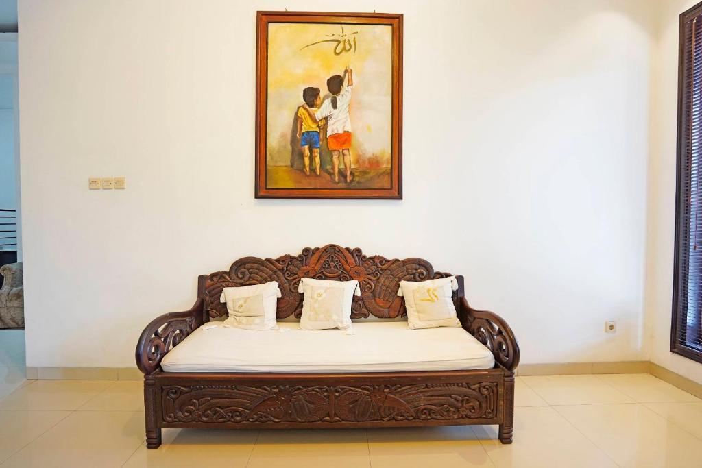Сурабая: OYO 91194 Manyar Residence Syariah