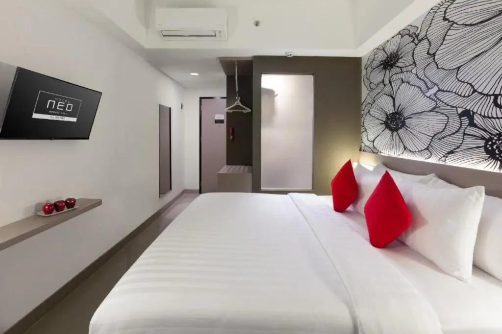 Hotel Neo Gading Solo — фото 1