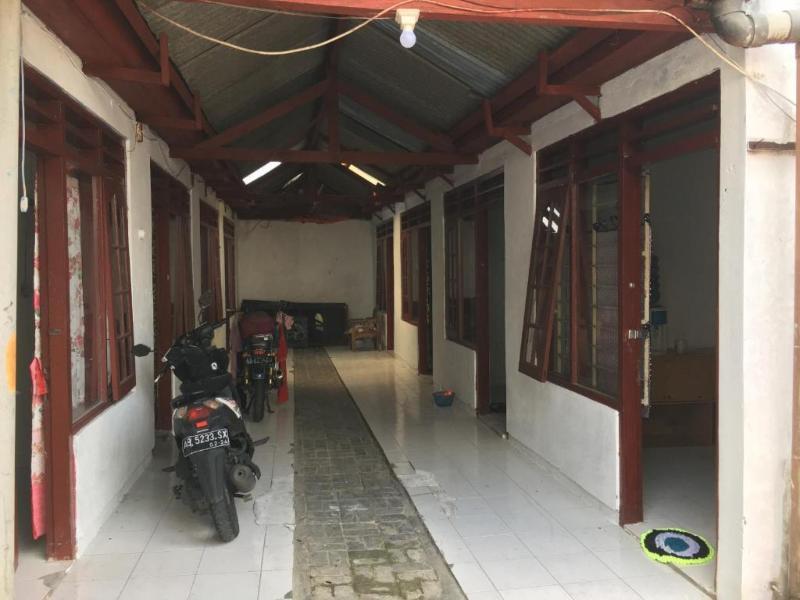 Депок: Tambak Bayan Guesthouse by ZUZU