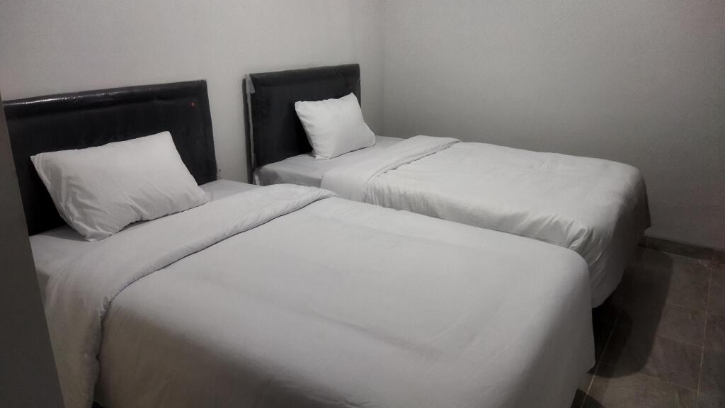 Депок: Super OYO Capital O 90983 Harmony Easy Stay