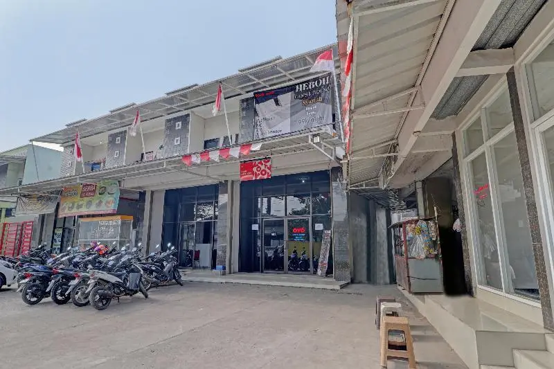 Сореанг: OYO 90570 Heboh Guest House