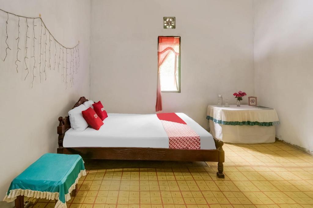 Вори: OYO Homes 91148 Homesstay Desa Wisata Bahoi Near Ekowisata Mangrove Desa Bahoi