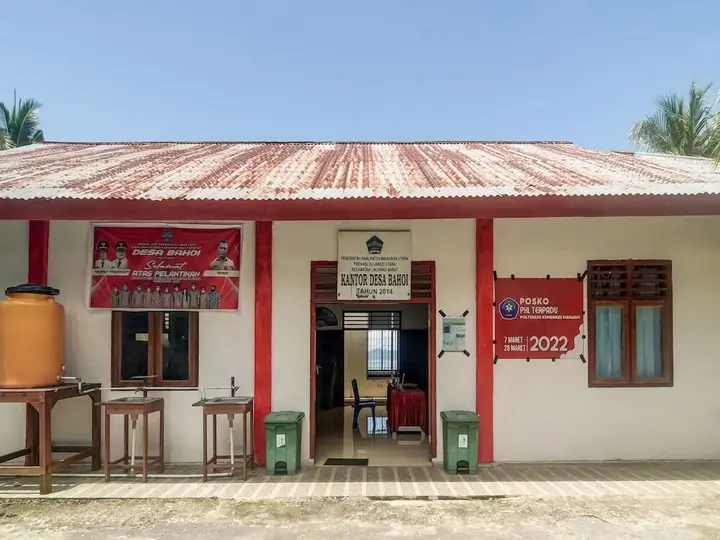 Вори: OYO Homes 91148 Homesstay Desa Wisata Bahoi Near Ekowisata Mangrove Desa Bahoi