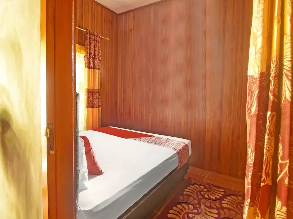 Вори: OYO Homes 91118 Homesstay Desa Wisata Budo Near Desa Wisata Budo