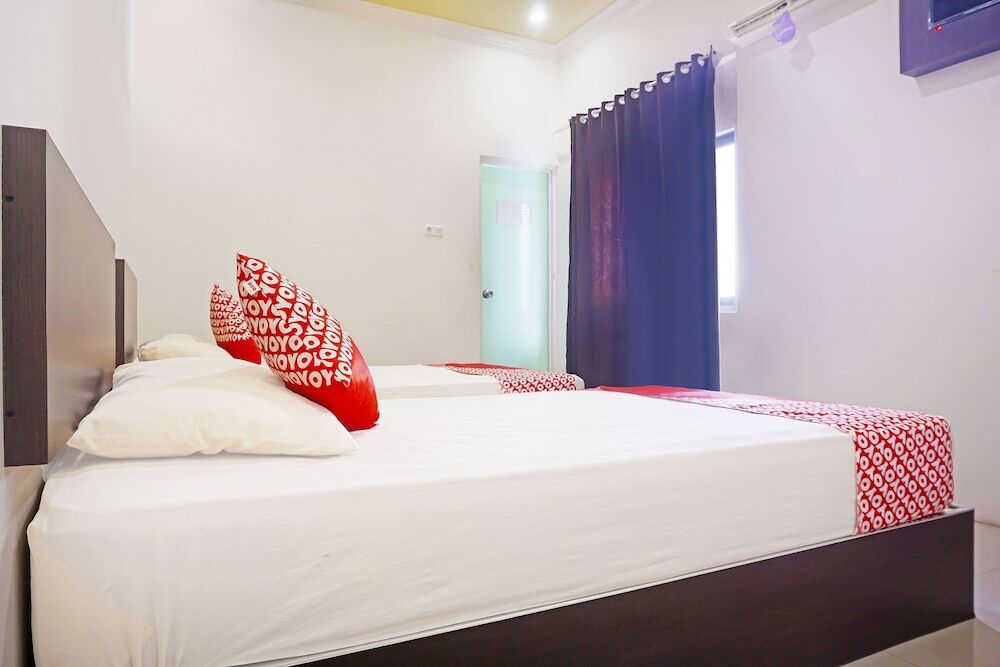 Бинаму: OYO 91432 Dalle 5151 Jeneponto Near Patung kuda, Jeneponto