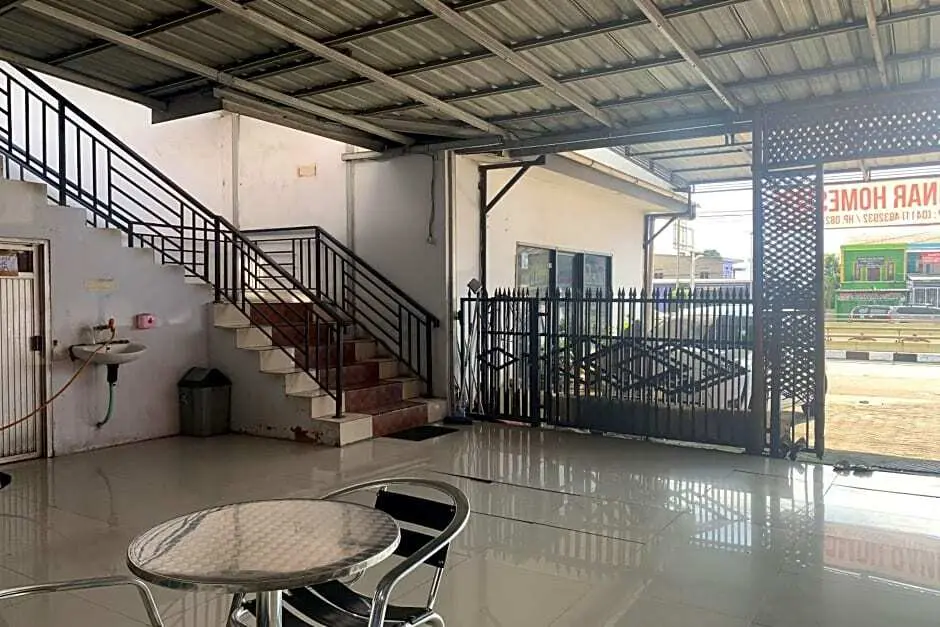 Макассар: OYO 91263 Dinar Homestay