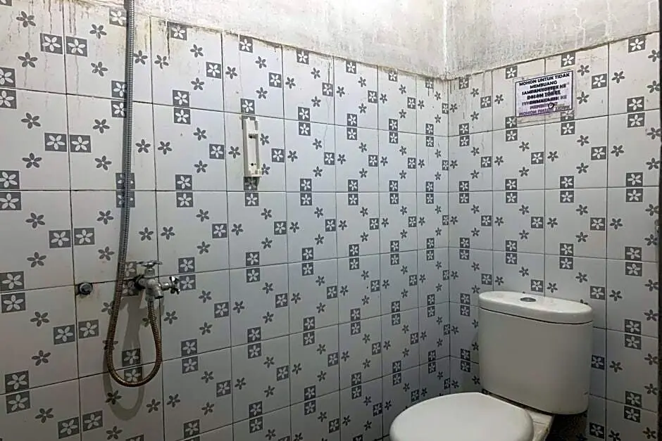 Макассар: OYO 91263 Dinar Homestay