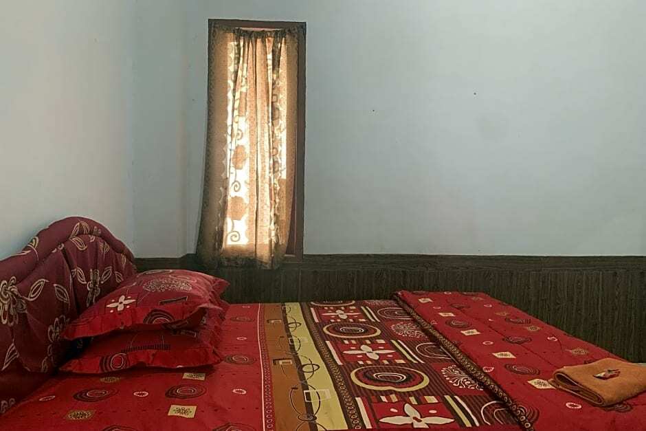 Макассар: OYO 91263 Dinar Homestay