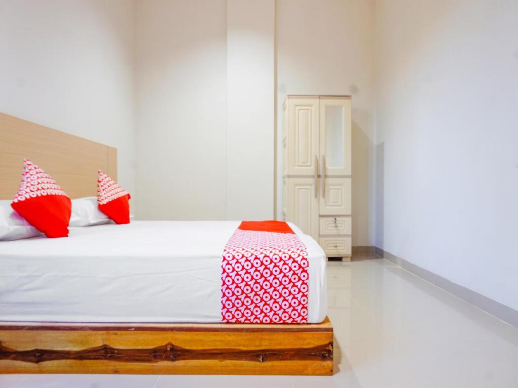 Макассар: Oyo 91648 Losari Homestay