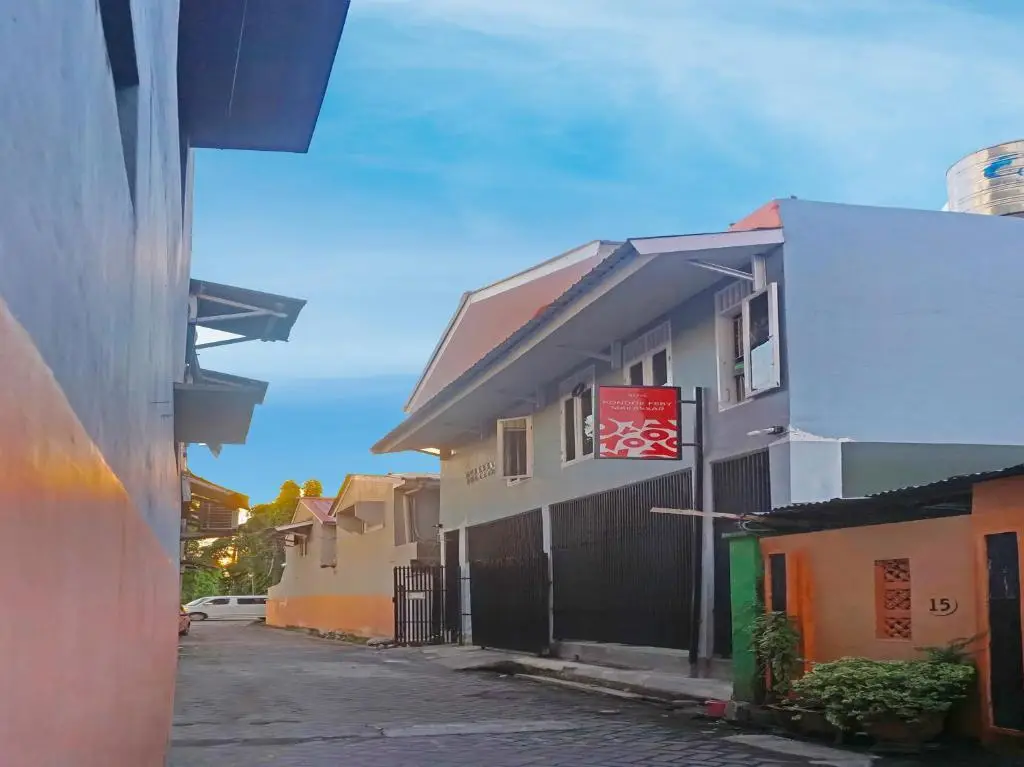 Oyo 91375 Pondok Feby Makassar — фото 1