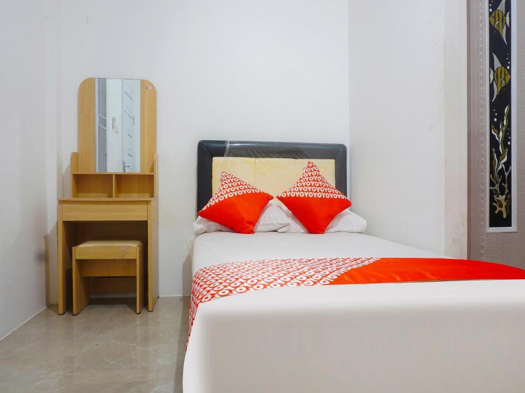 Макассар: Oyo 91375 Pondok Feby Makassar