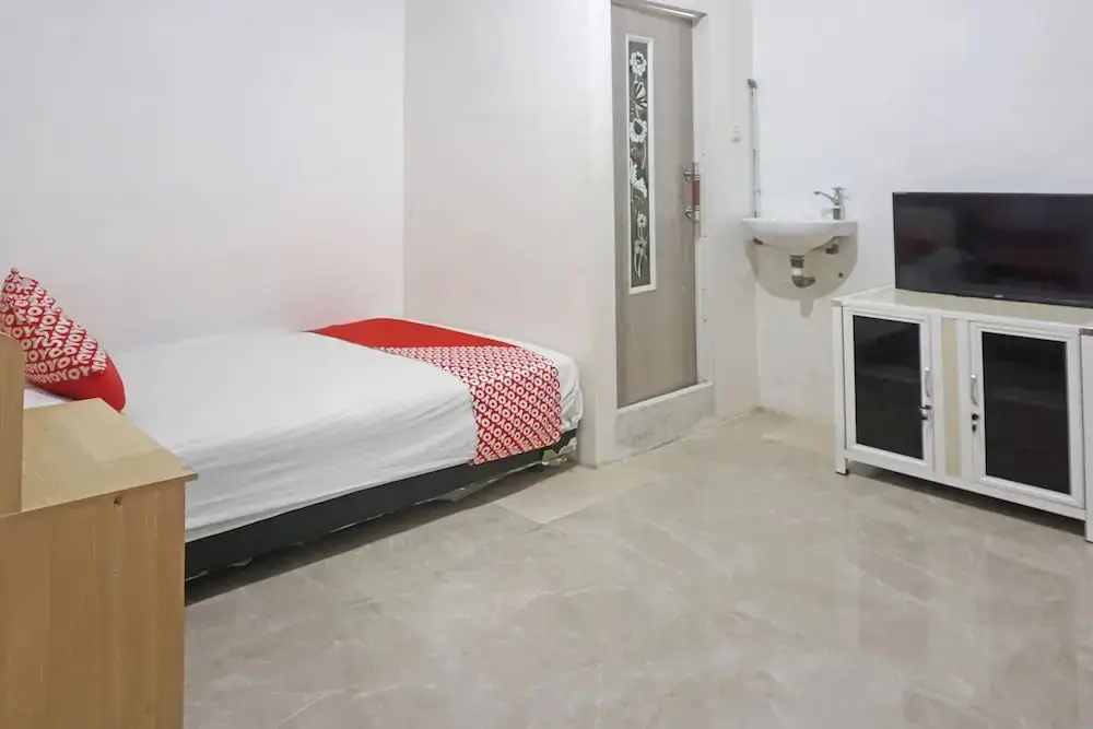 Макассар: Oyo 91375 Pondok Feby Makassar